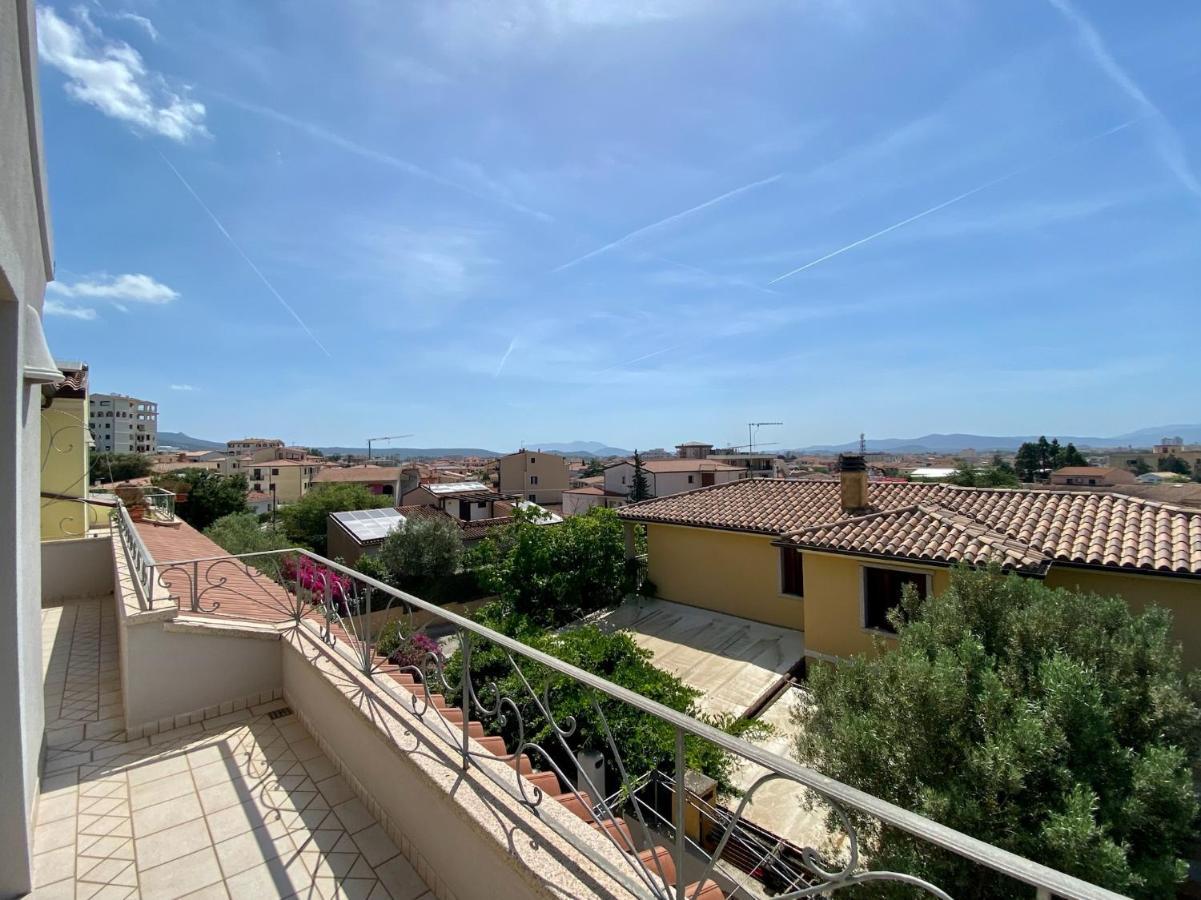 Casa Sterlizia Olbia Apartman Kültér fotó